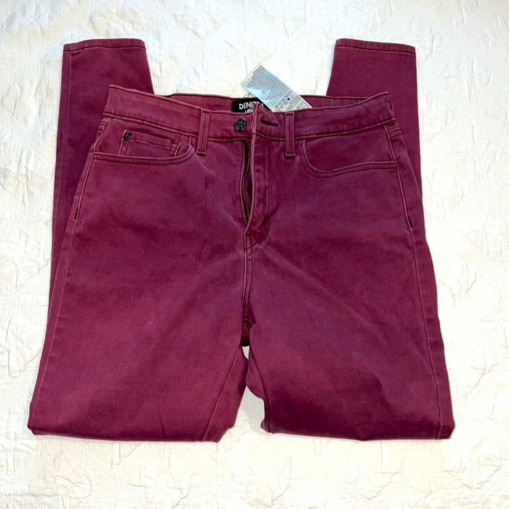 Denizen Levi’s - Picture 2 of 3